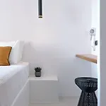 Lägenhetshotell Five Senses Páros