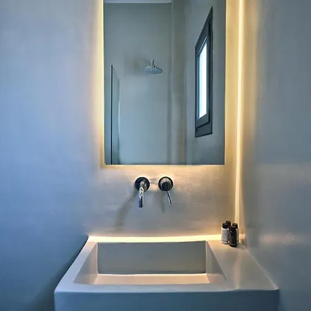 Hotel apartamentowy Five Senses *