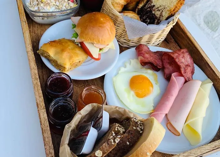 מלון דירות Five Senses