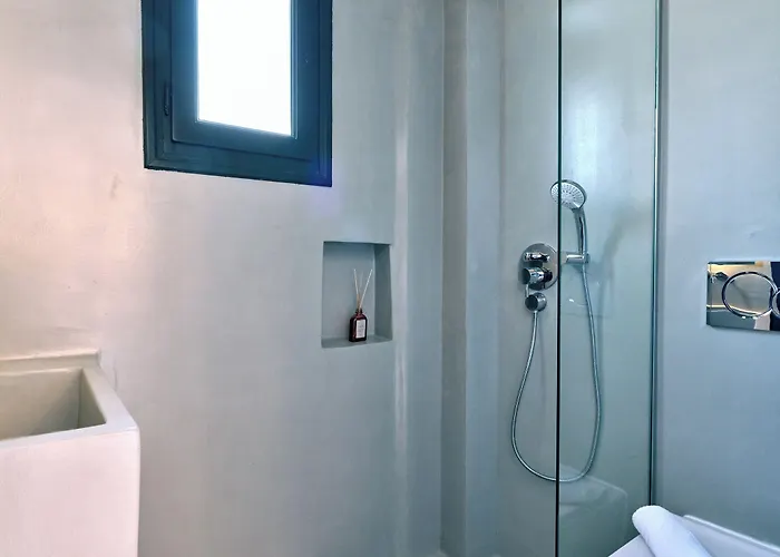 Five Senses פארוס