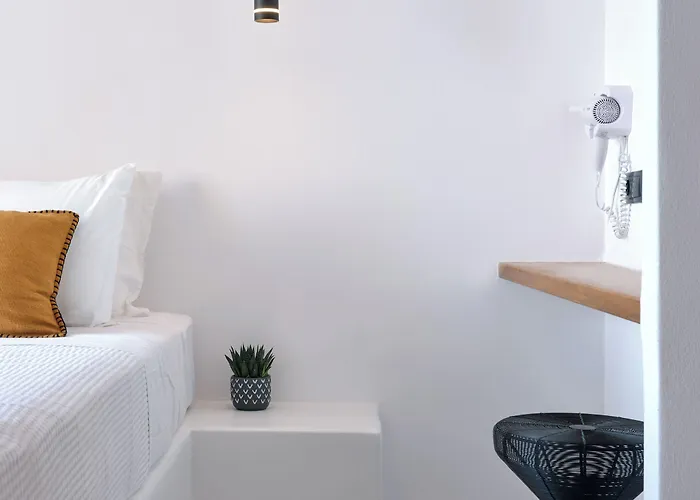 מלון דירות Five Senses פארוס