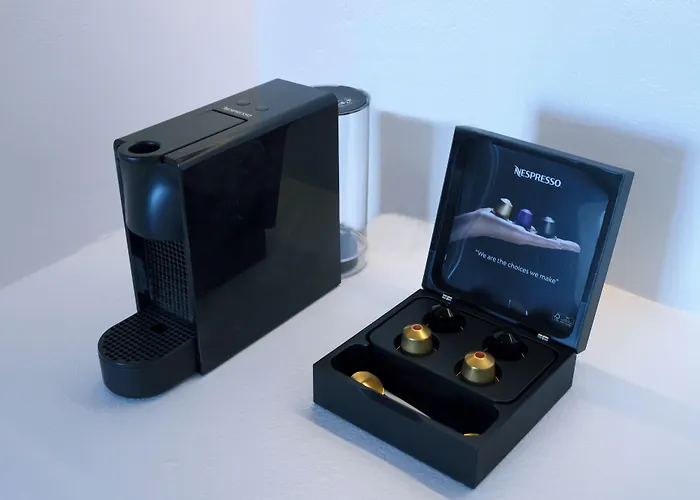 Five Senses פארוס